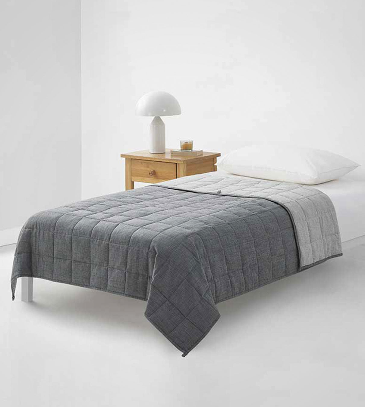 Product: Original Cotton-Linen Weighted Blanket | Color: Cotton-Linen Reversible Grey