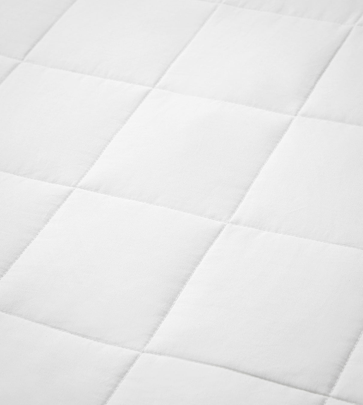 Product: Cooling Bamboo Weighted Blanket | Color: White_