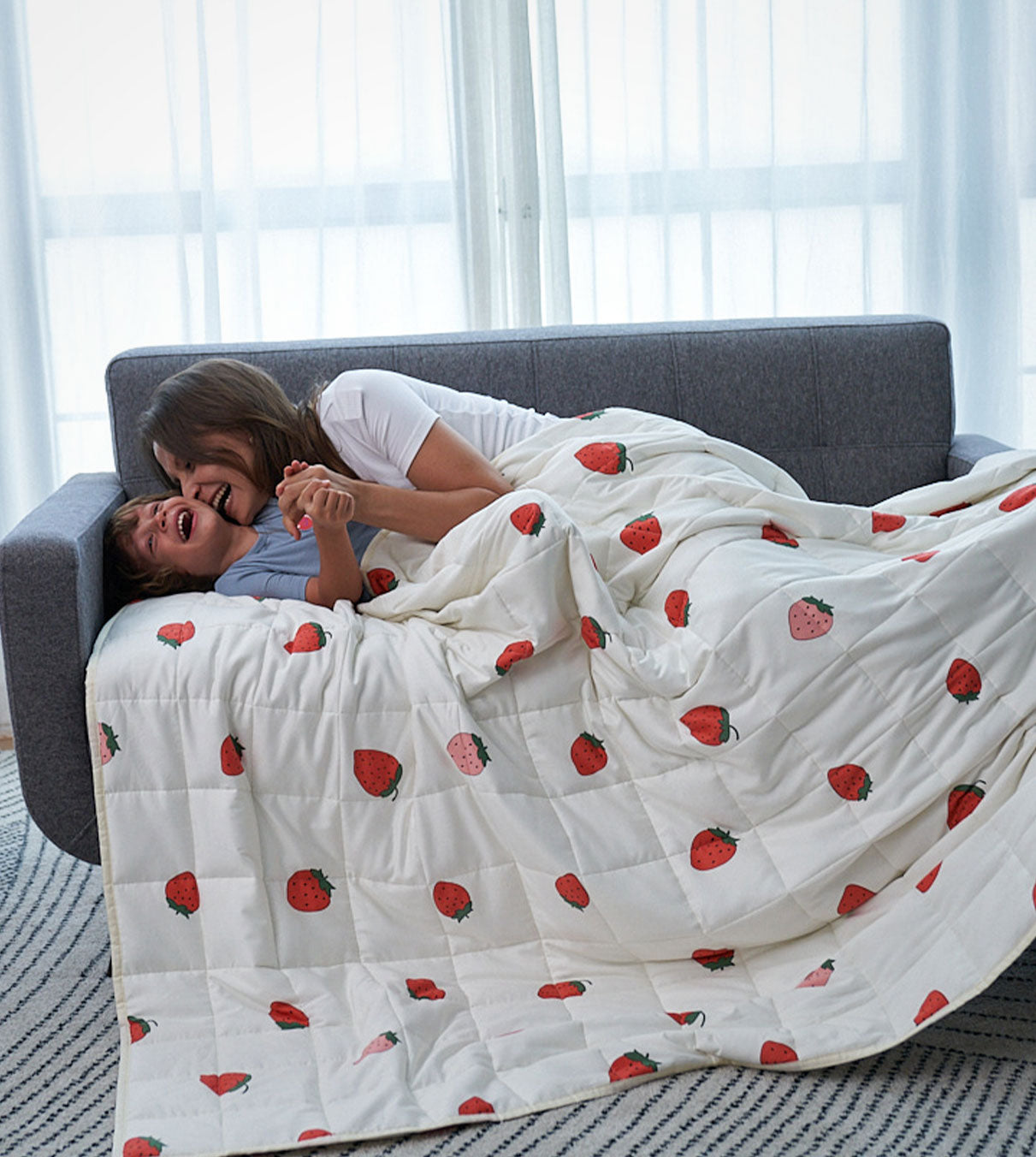 Product: YNM Weighted Blanket 15lb | Color: Cotton Strawberry 2.0