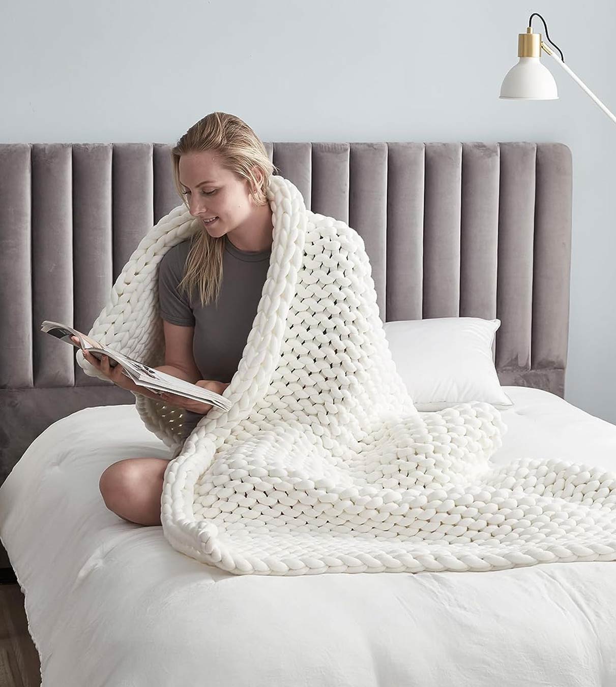 Product: Knitted Chunky Throw | Color: Pure White