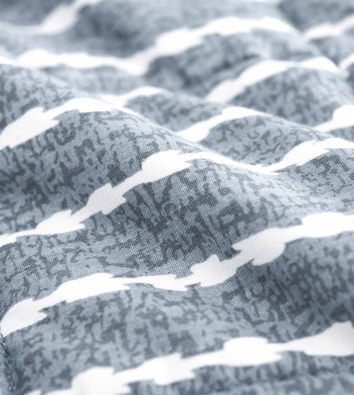 Product: YNM Weighted Blanket 10lb | Color: Cotton Blue White 2.0