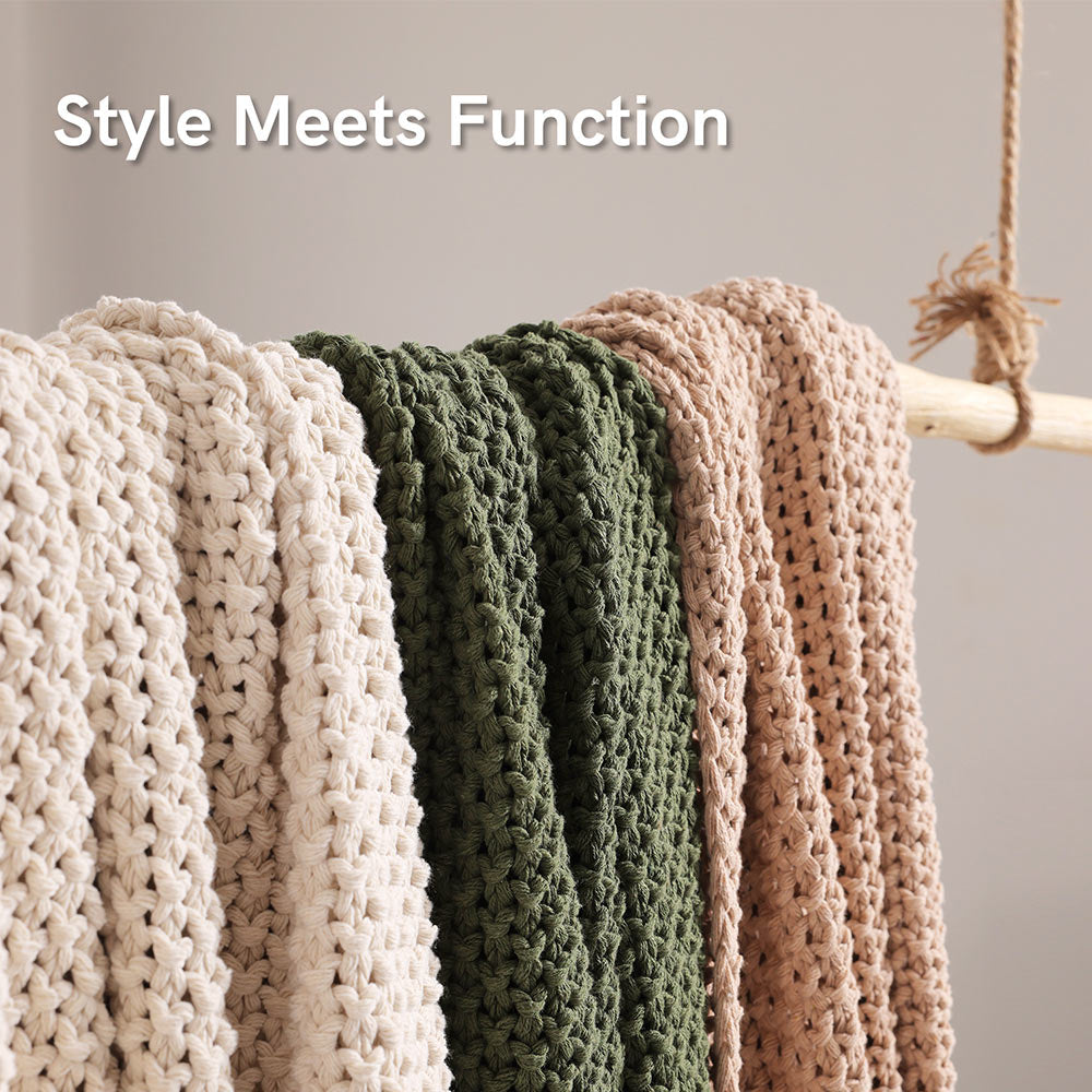 Product: Chunky Cable Knit Throw | Color: Cream White