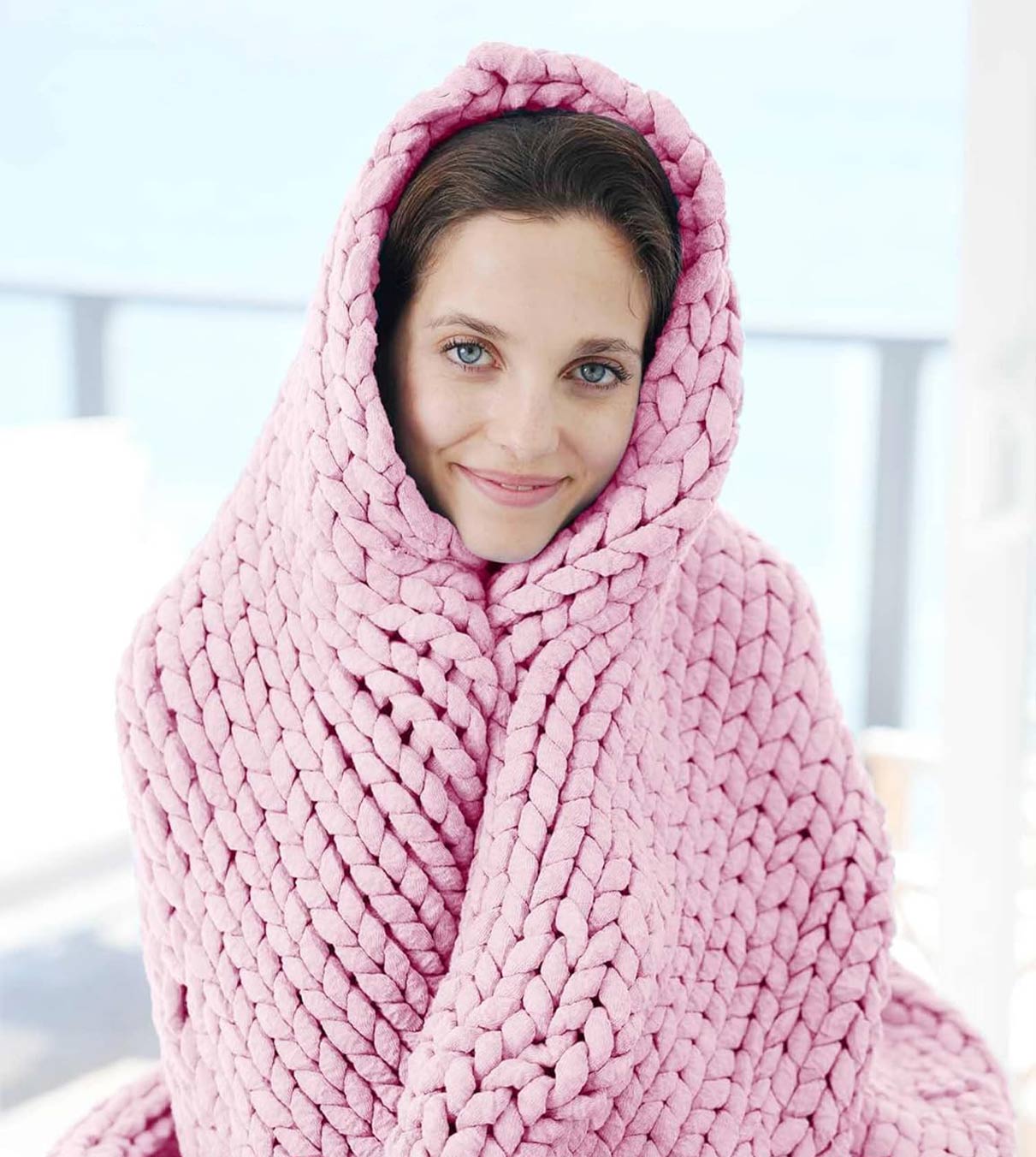 Product: Knitted Chunky Throw | Color: Fancy Pink