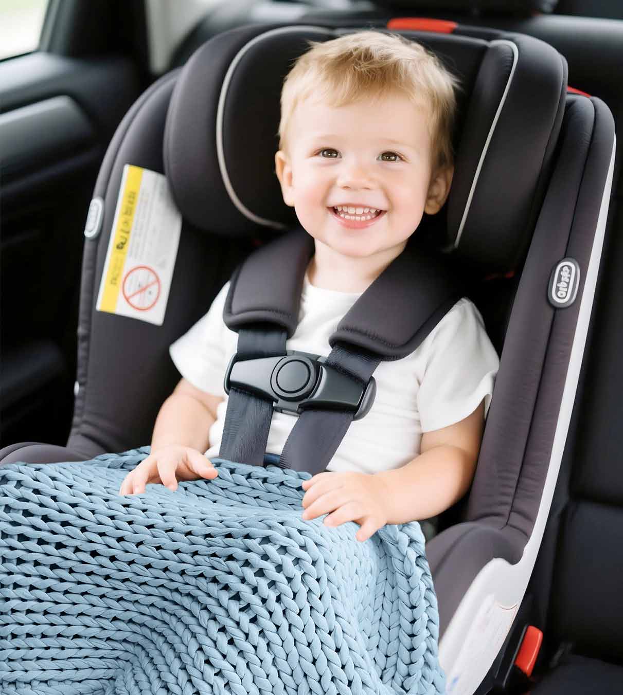 Product: Knitted Cotton Weighted Blanket | Color: Blue