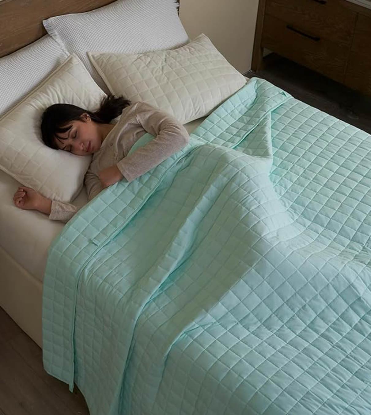 Product: Exclusive Polyester Weighted Blanket | Color: Microfiber Mint Green 3.0