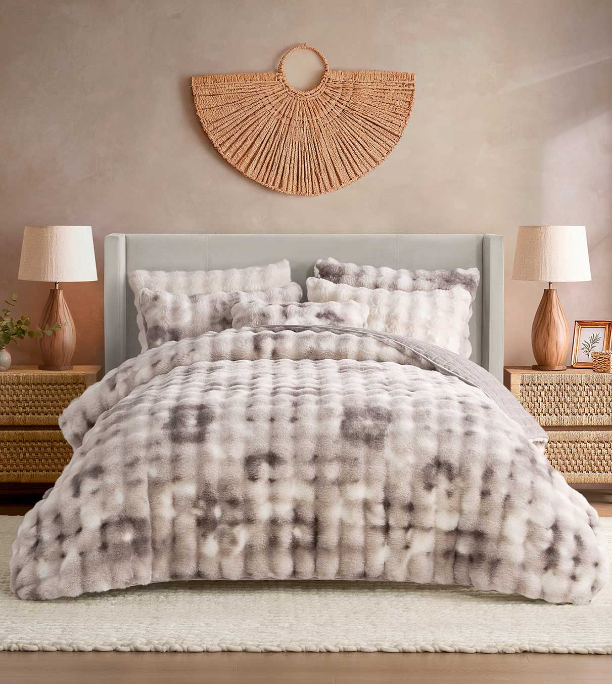 Product: Faux-Fur Weighted Blanket | Color: Bubble Tie-dye Brown 3.0
