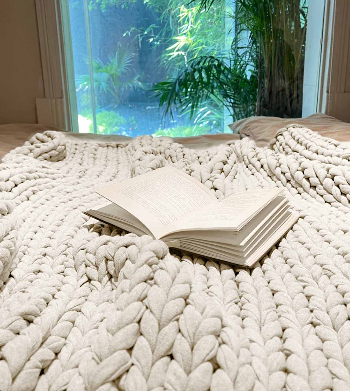 Product: Knitted Cotton Weighted Blanket | Color: Cream White
