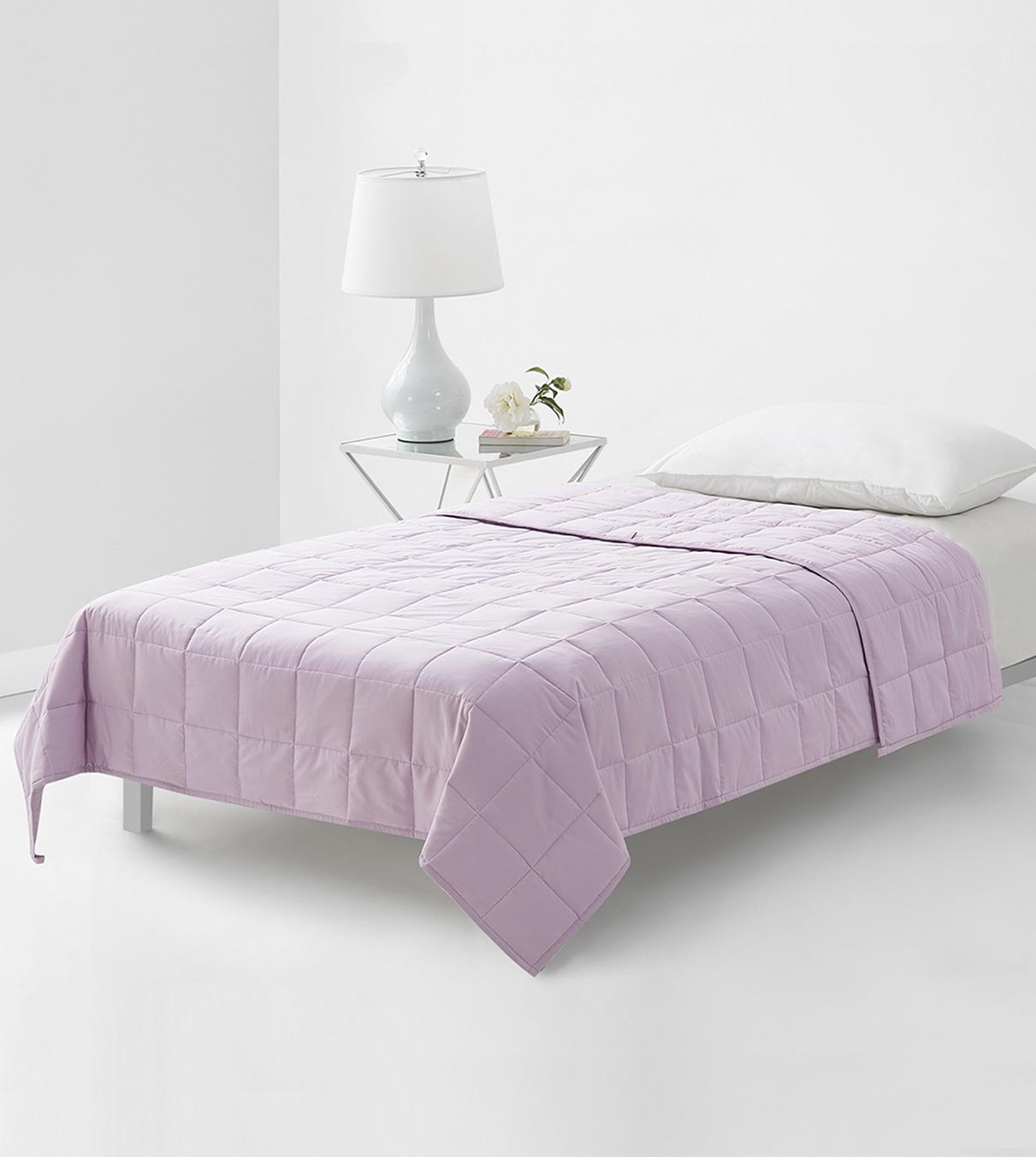 Product: YNM Weighted Blanket 20lb | Color: Sateen Lavender 2.0