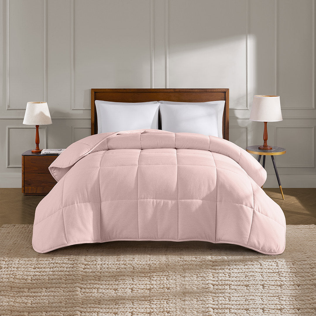 Product: YnM Prettiest Weighted Blanket | Color: Light Pink