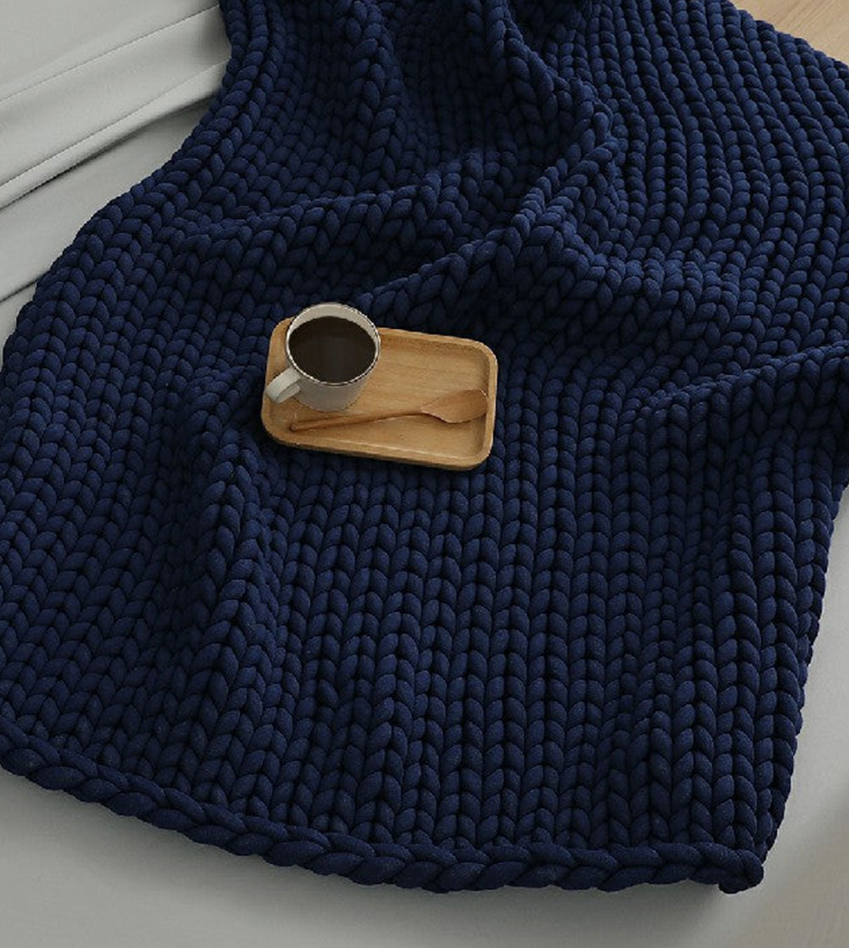 Product: Knitted Chunky Throw | Color: Indigo Blue