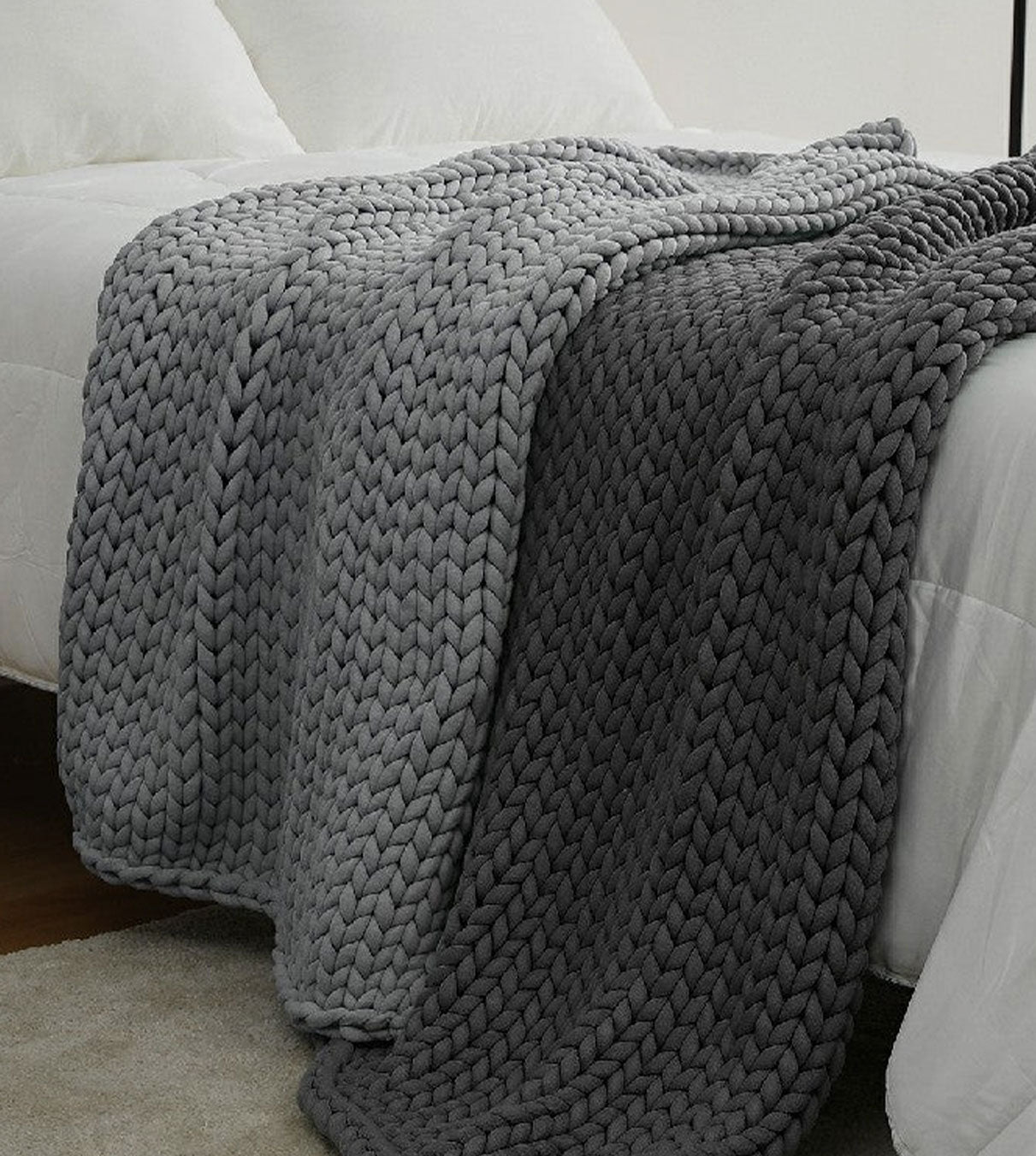 Product: Knitted Chunky Throw | Color: Lunar Grey