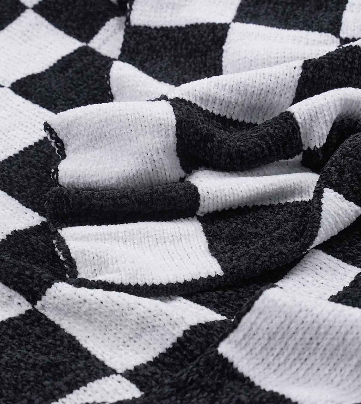 Product: Chenille Throw Blanket | Color: Black White Checkered